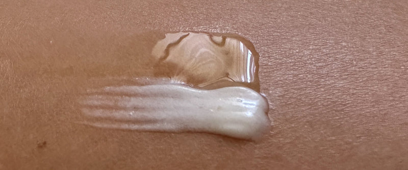 Reife Haut in der Menopause – gezielte Hautpflege mit Peptiden und Hyaluronsäure von Dr. Tonar Cosmetics